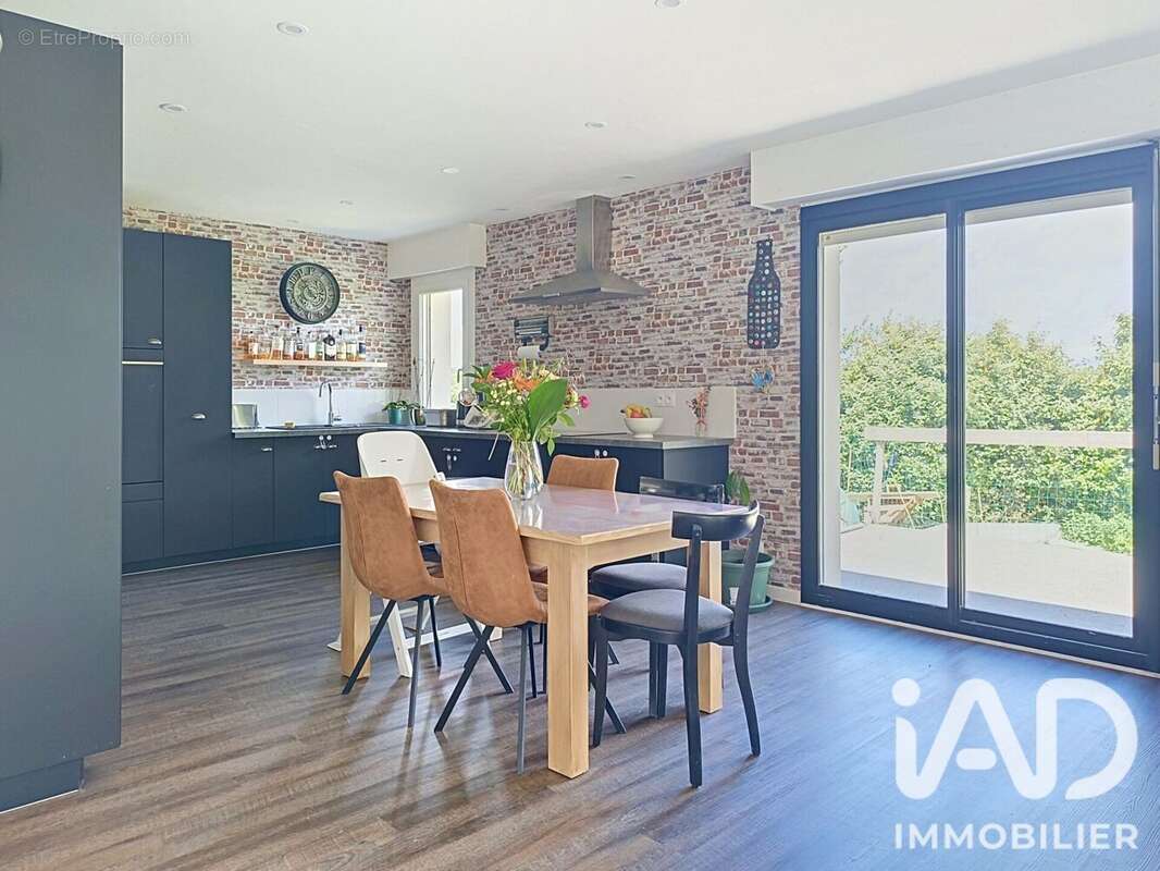 Maison 140 m² à Le Foeil  - photo 6