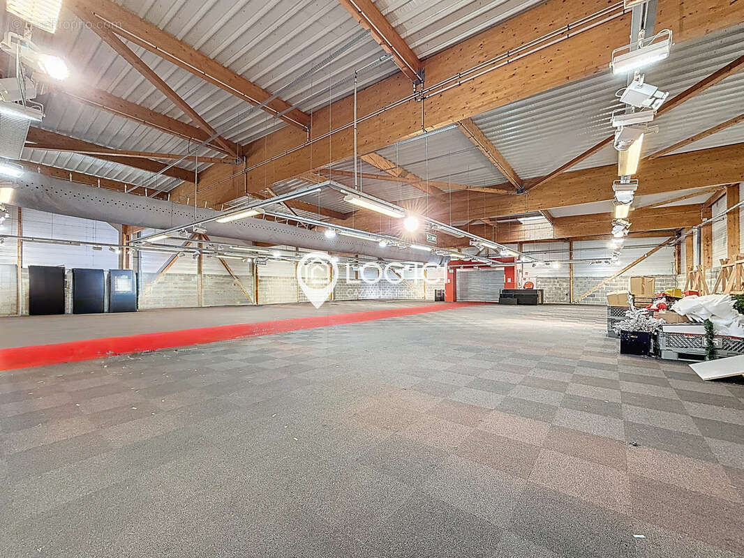 Commerce à COARRAZE