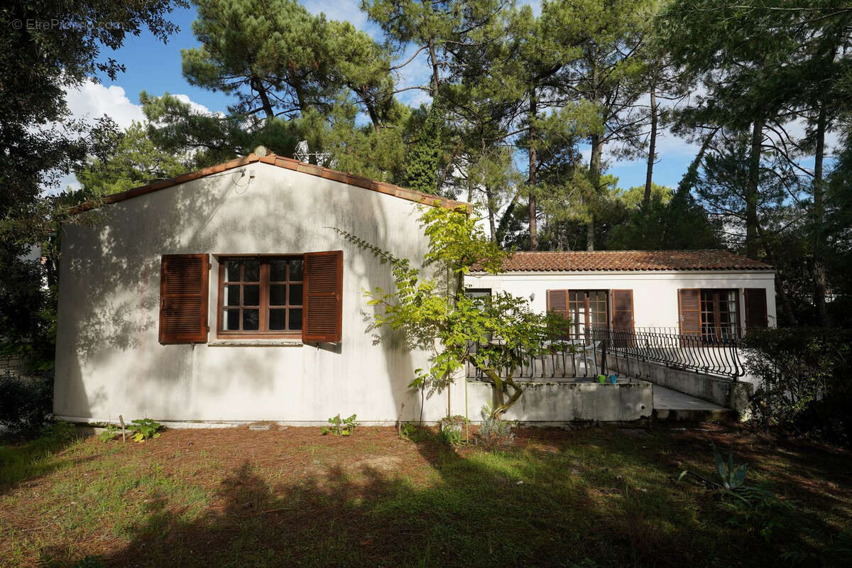 Maison à SAINT-GEORGES-DE-DIDONNE