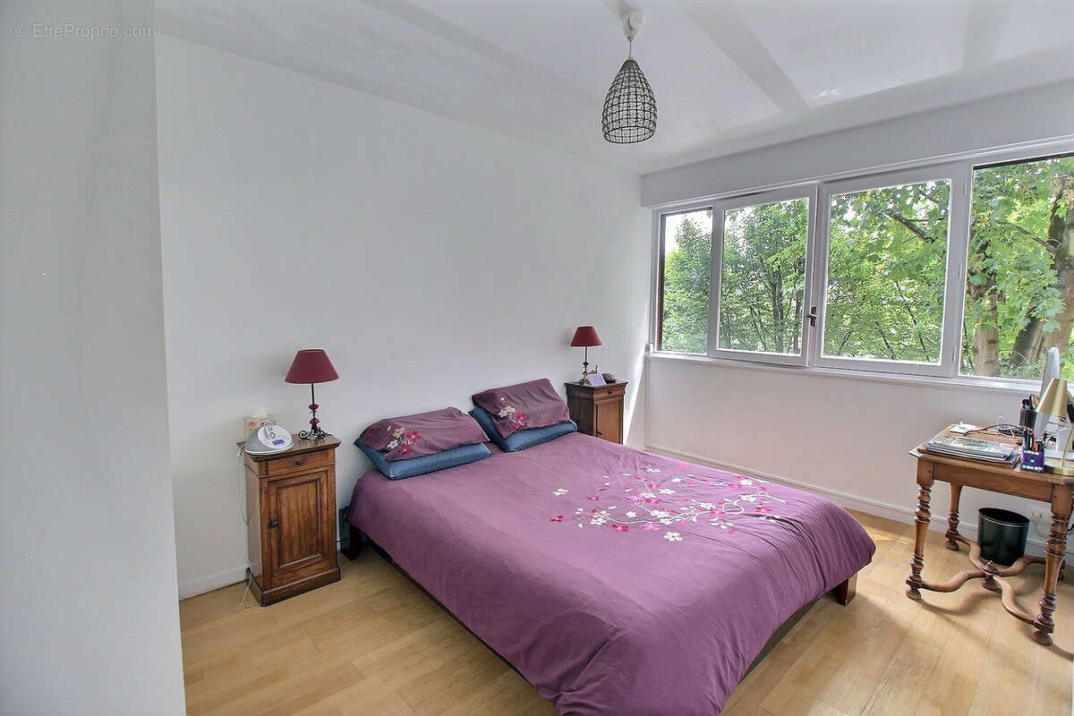 Appartement à FONTENAY-LE-FLEURY
