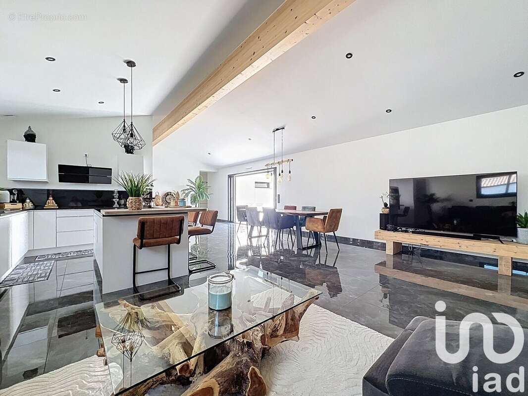 Photo 5 - Maison à SAINT-SAUVEUR-D'AUNIS