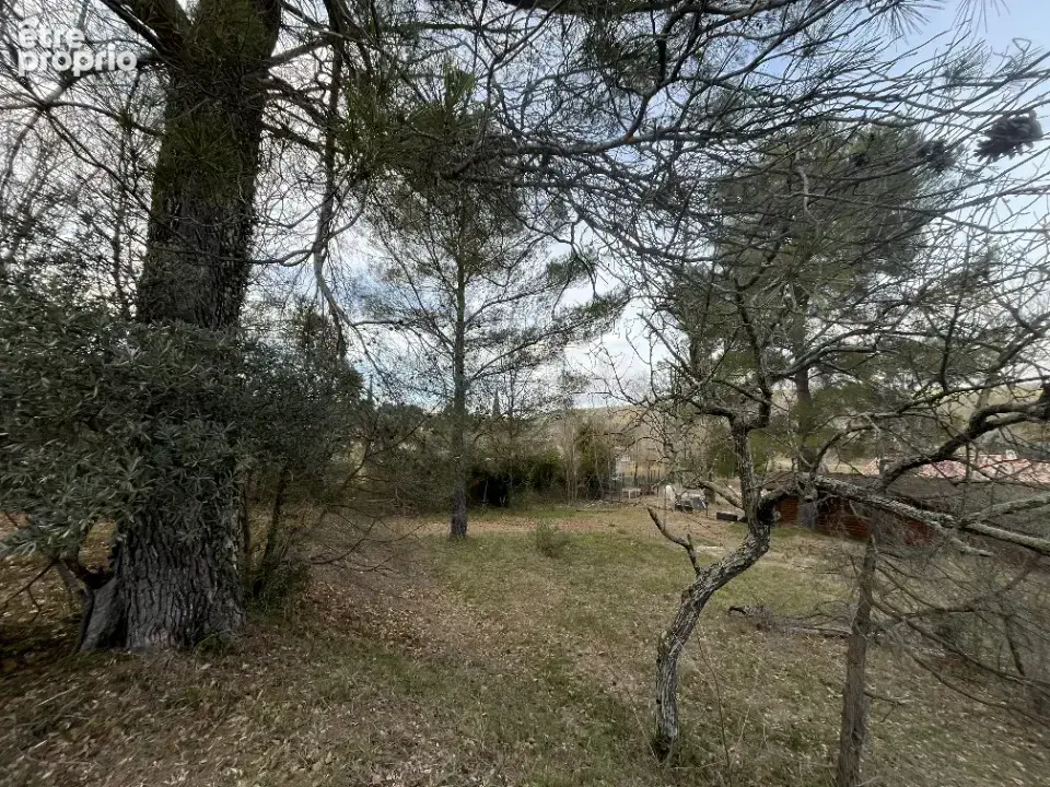 Terrain 1 037 m² à vendre à Salernes (83690) - photo 2