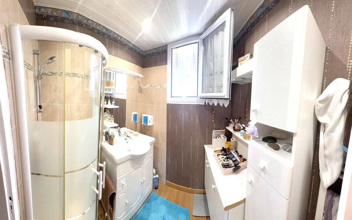 Photo 9 - Maison à TOUSSUS-LE-NOBLE