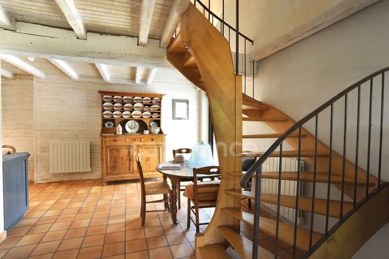 Propriete à vendre 8 pièces COGNAC (16) - photo 15