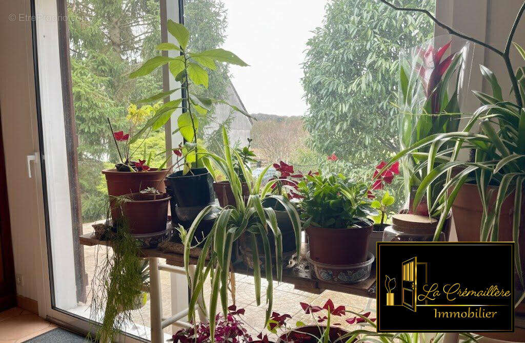 Maison à BREUX-JOUY