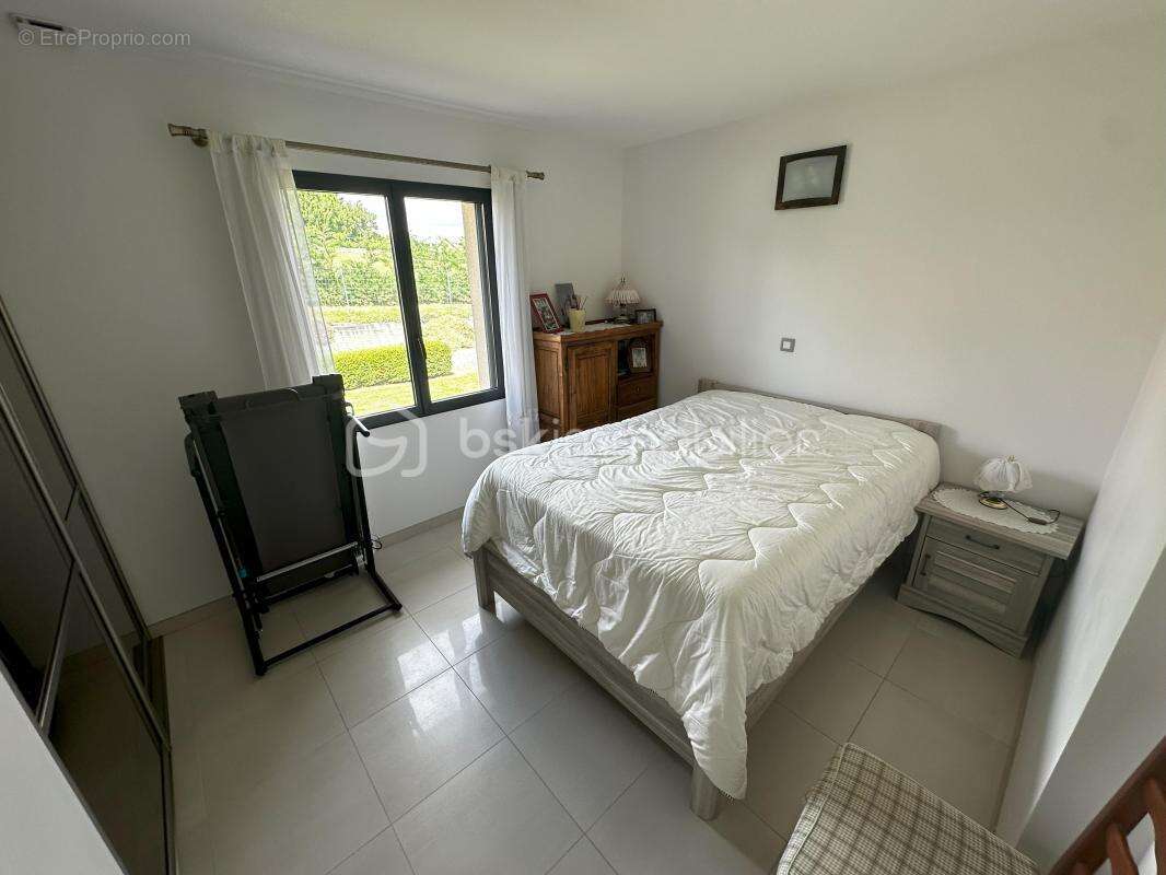 À VENDRE – Plain-Pied Moderne de 101  m² - photo 8