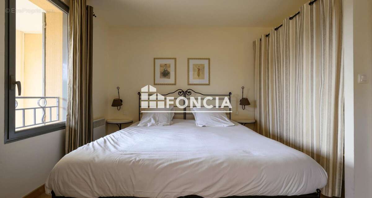 Appartement à SAUMANE-DE-VAUCLUSE