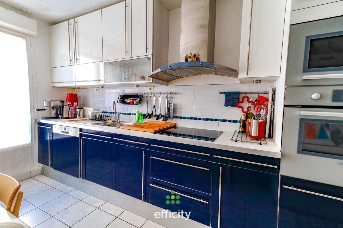Appartement à LE PERREUX-SUR-MARNE
