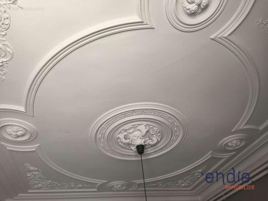 Maison à COSNE-D&#039;ALLIER