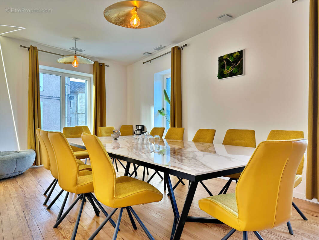 Appartement à BOURGOIN-JALLIEU