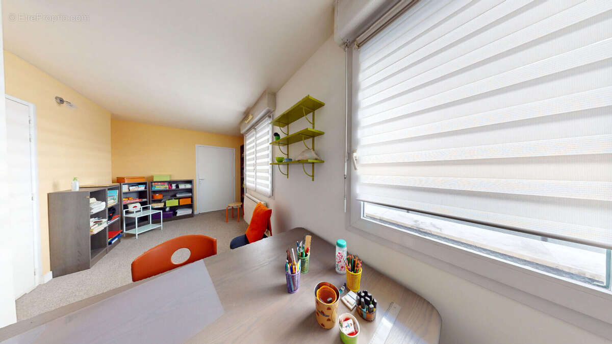 Appartement à PARIS-19E