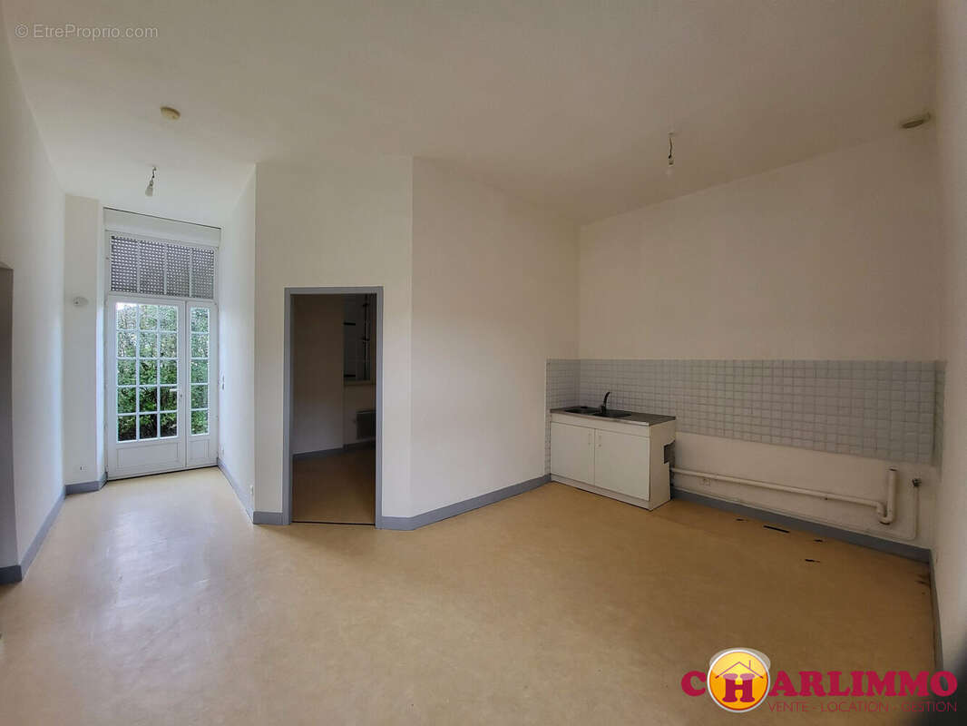 Appartement à SAINT-JUNIEN