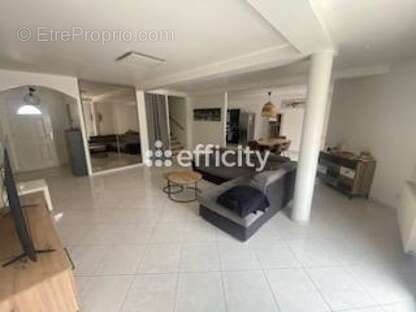 Maison à LORIOL-SUR-DROME