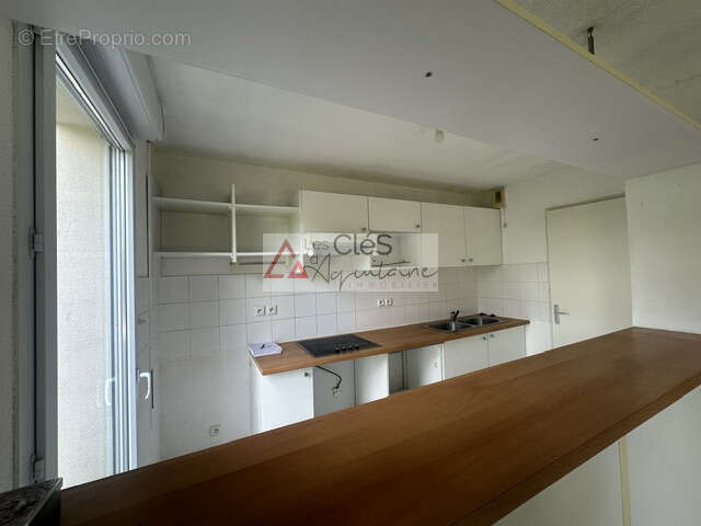 Appartement à SAINT-MACAIRE