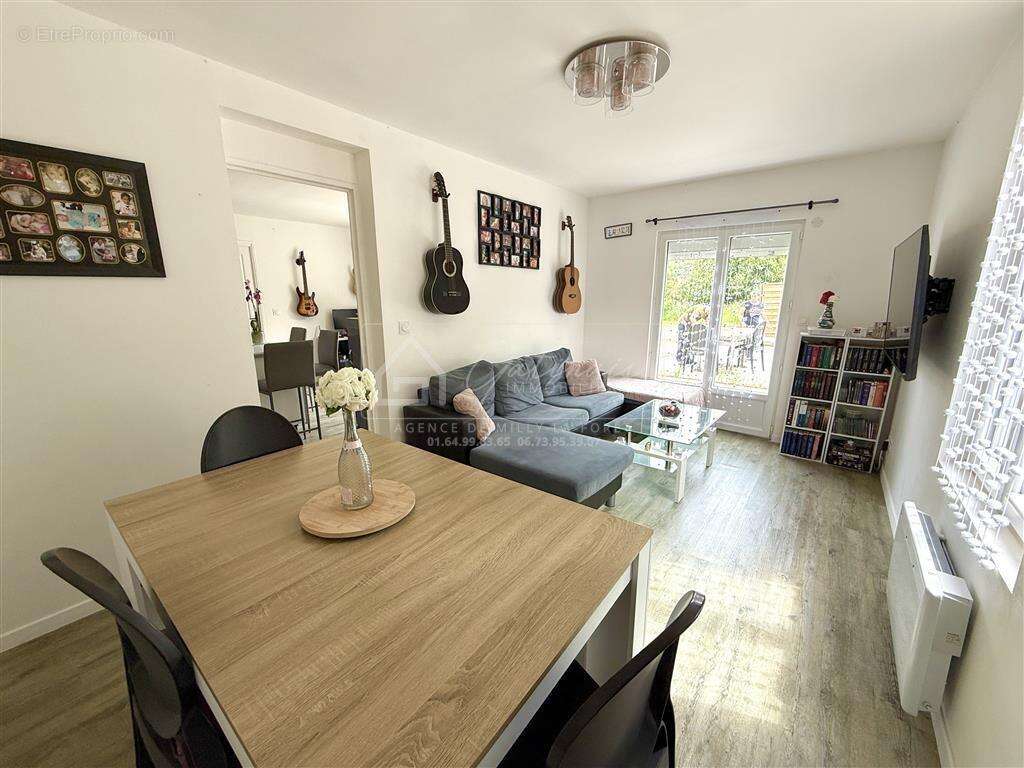 Maison à MILLY-LA-FORET