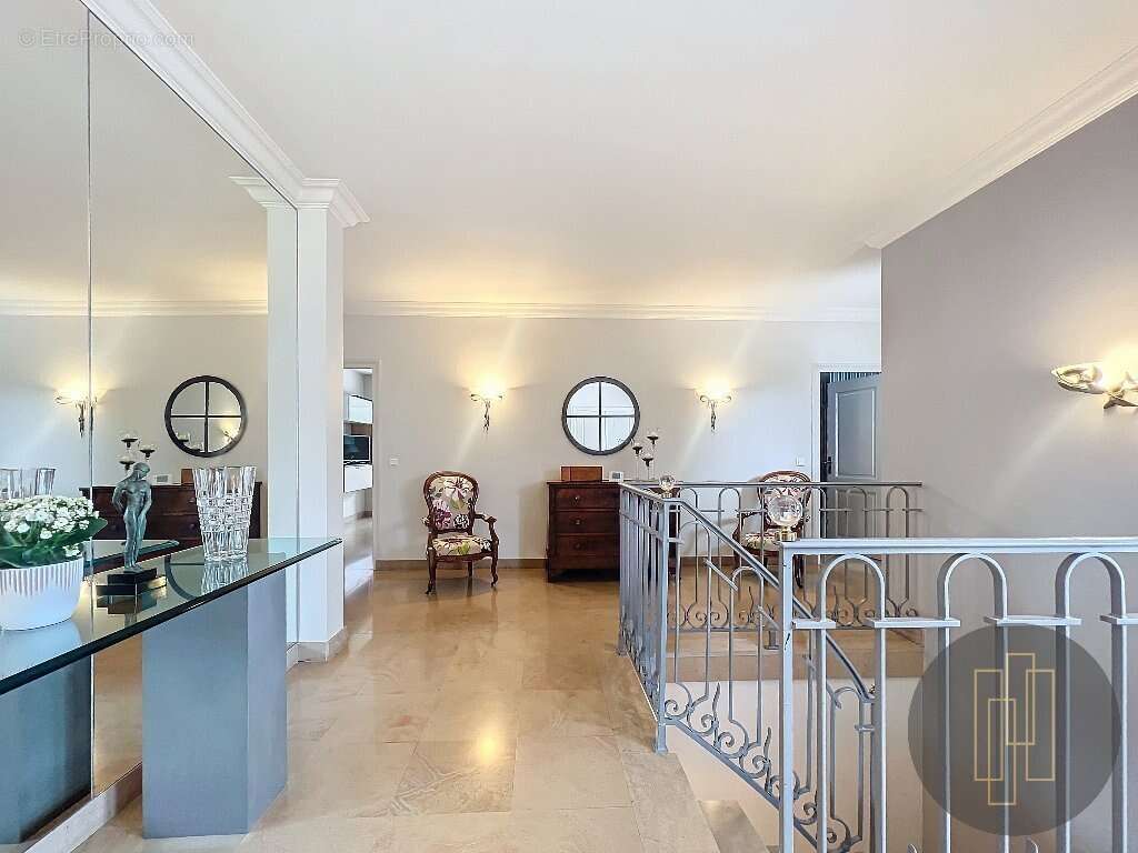 Maison à VILLEFRANCHE-SUR-SAONE