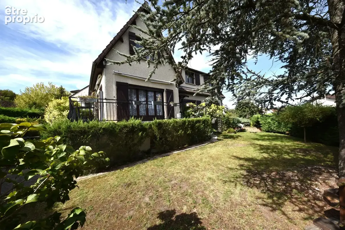 Maison 138 m² à Coubron  - photo 1