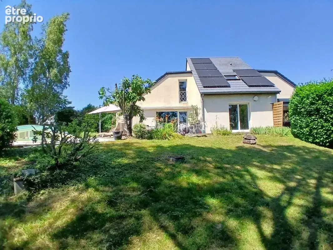 Dans un cadre enchanteur, votre maison t6  de qualite sur 12 ares avec piscine chauffante - photo 5