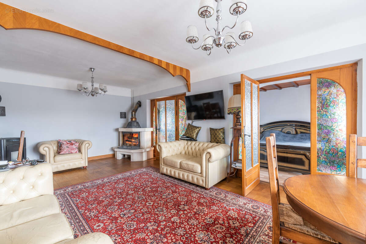 Maison à SAINT-ALBAN-SUR-LIMAGNOLE