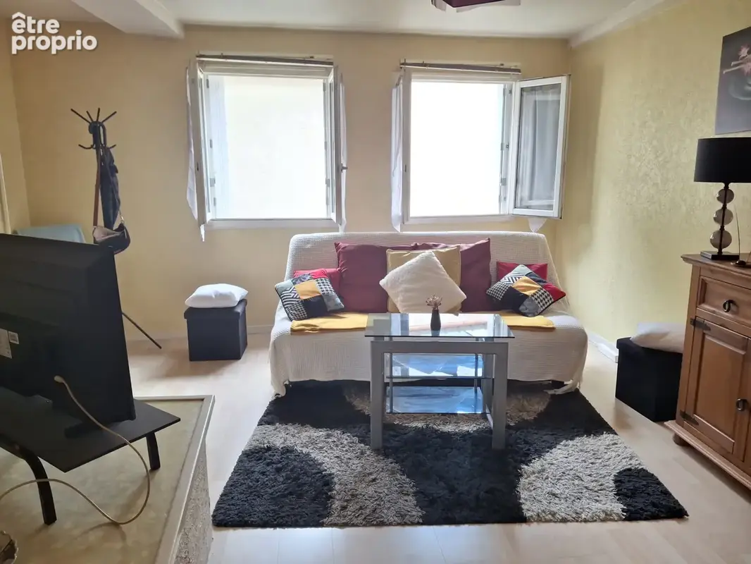 Special investisseur : appartement et garage bourgueil centre avec locataire. - photo 5