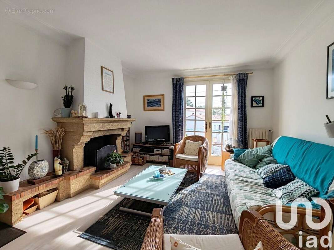 Maison 154 m² à Challans  - photo 3