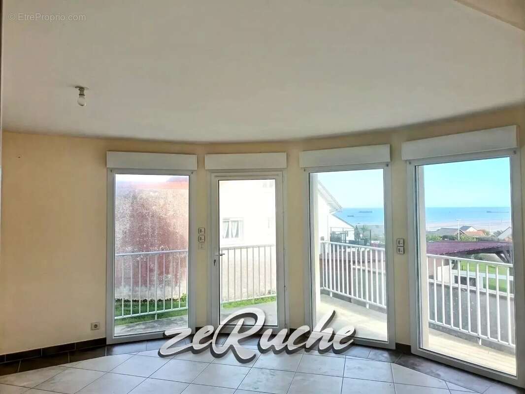 Maison à SAINT-COME-DE-FRESNE