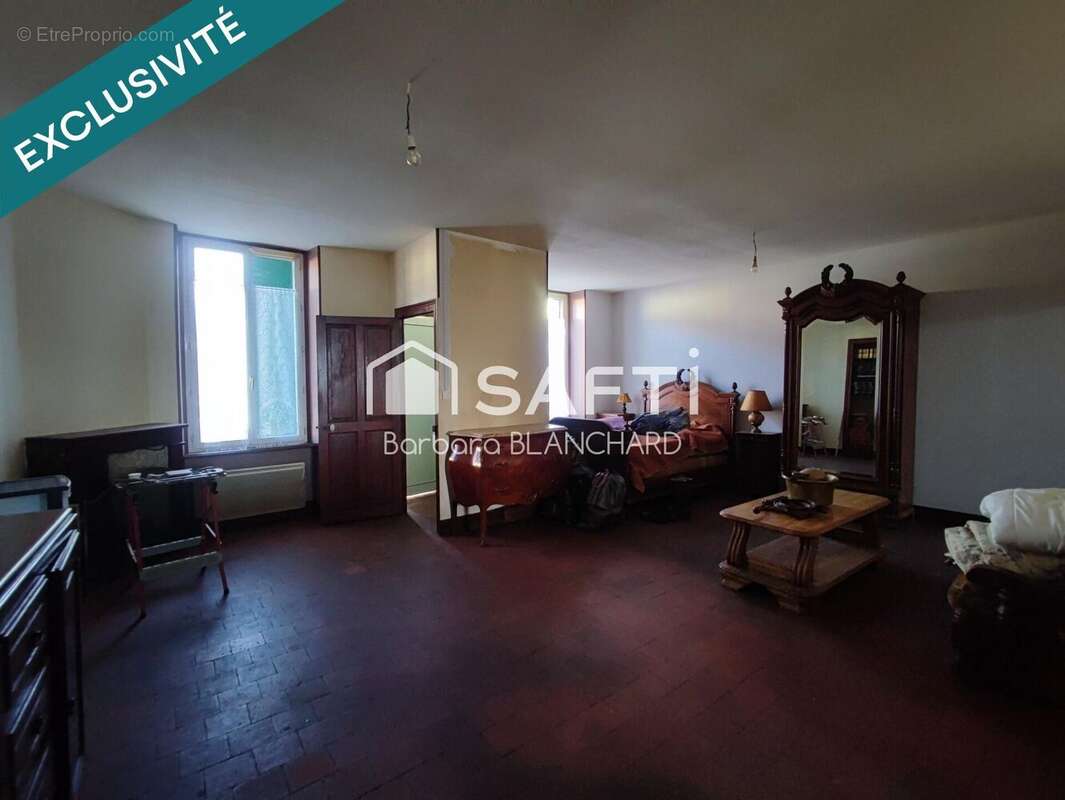 Photo 2 - Maison à MYENNES