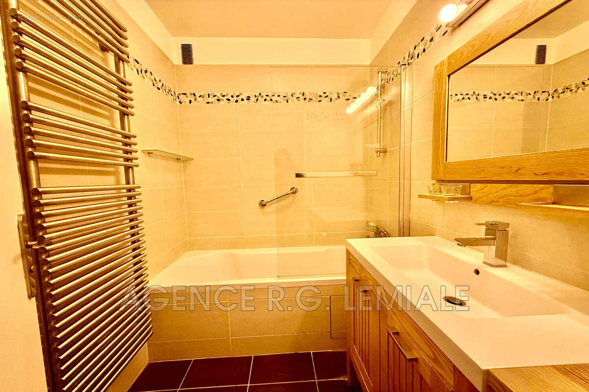 Appartement à MAISONS-LAFFITTE