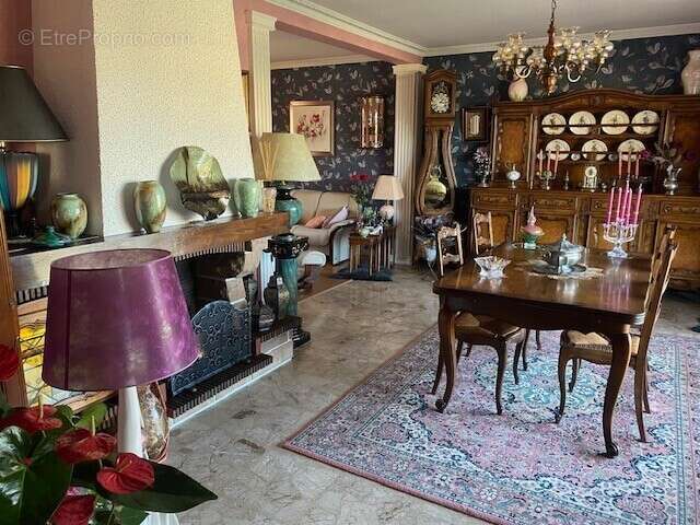 Maison à MONTREVEL-EN-BRESSE