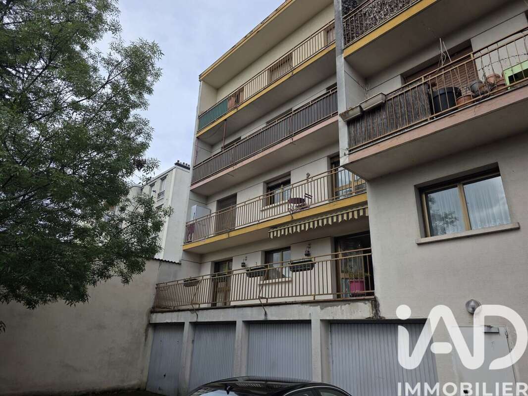 Photo 2 - Appartement à NEUILLY-PLAISANCE