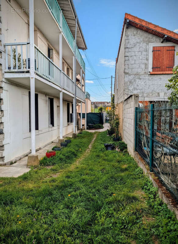 Appartement à VILLENEUVE-SAINT-GEORGES