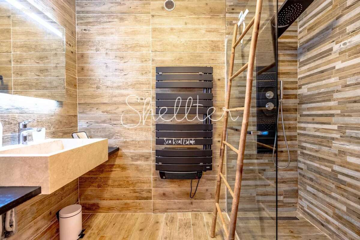 Appartement à SAINT-TROPEZ