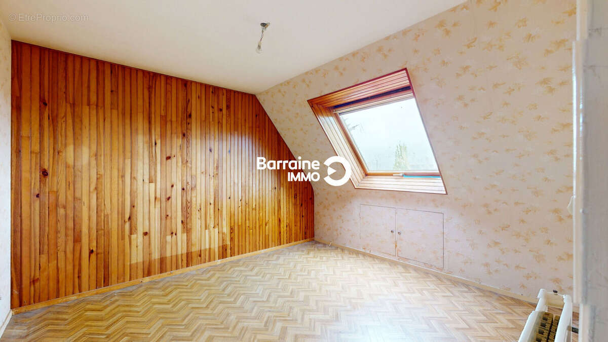BARRAINE IMMO : A VENDRE - Maison 5 pièces à Brest - Secteur Cavale Blanche PZ00341-FL - photo 9