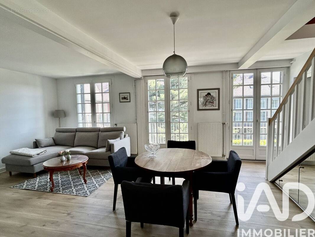 Photo 1 - Appartement à SAVIGNY-SUR-ORGE