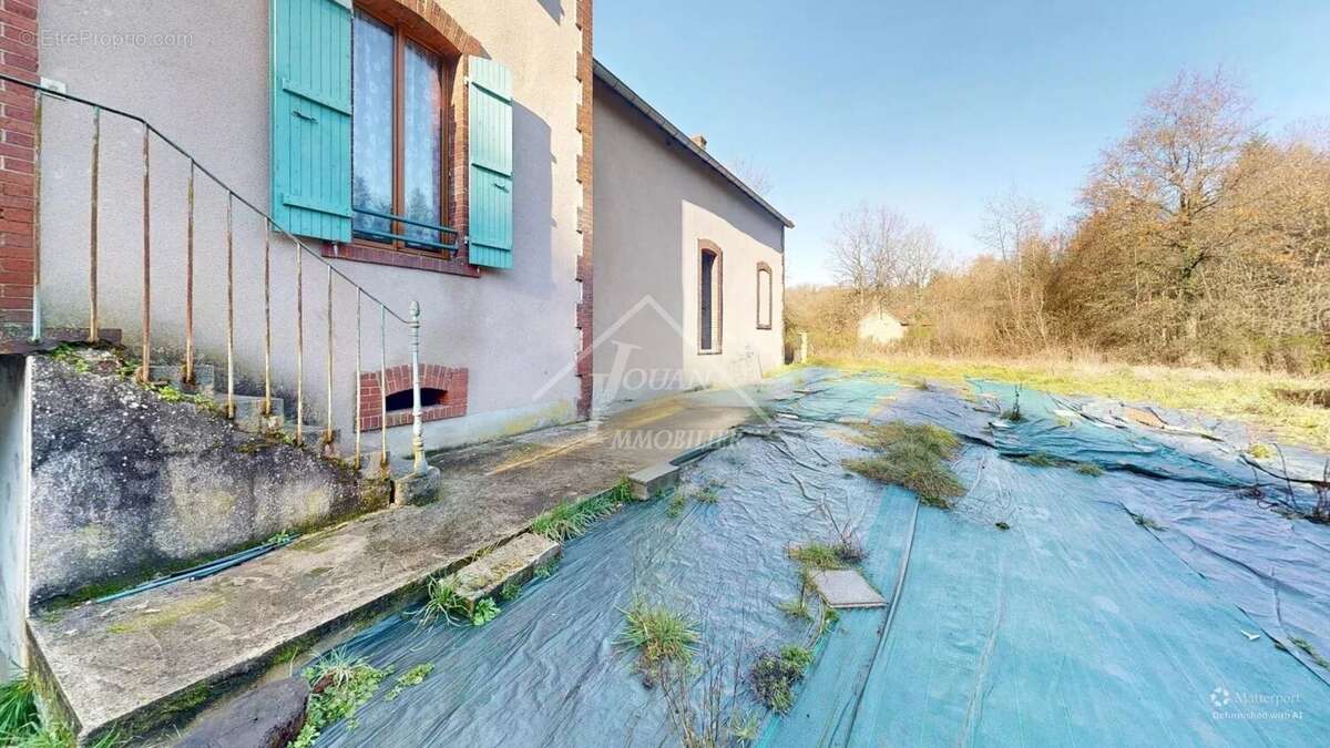 Maison à SAINT-ELOY-LES-MINES