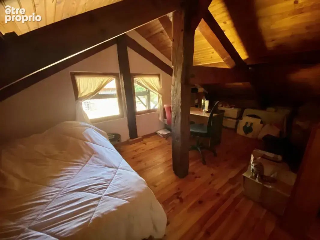 Maison a colombages renovee avec gite independant sur 2700 m2 de terrain a lacquy - photo 18