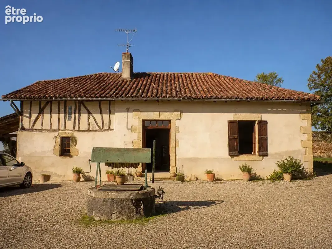 Maison de 170 m² à Saint-Arailles - photo 2