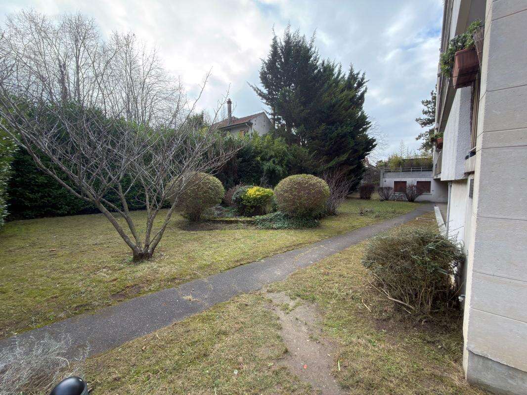 Appartement à SAINT-MAUR-DES-FOSSES