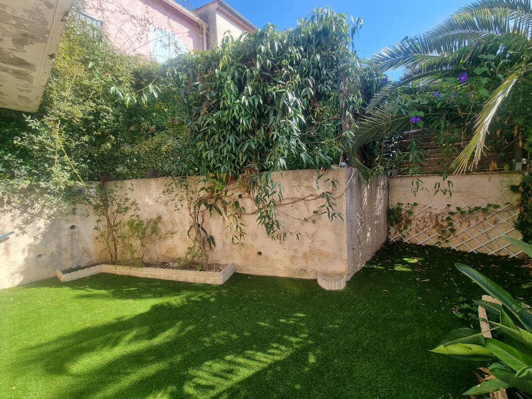 Maison à VILLENEUVE-LOUBET