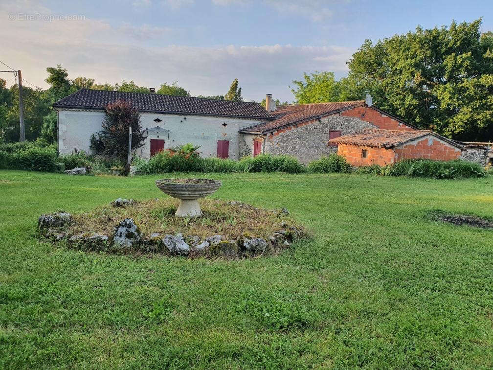 Maison à MONFLANQUIN