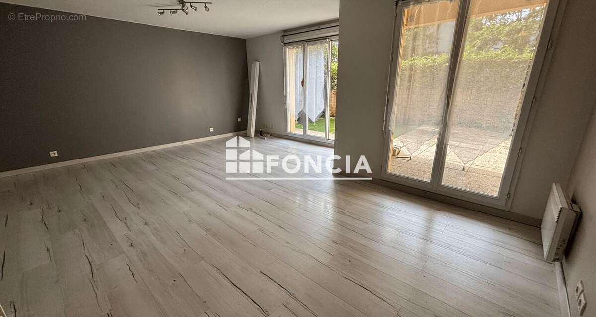 Appartement à MANTES-LA-VILLE