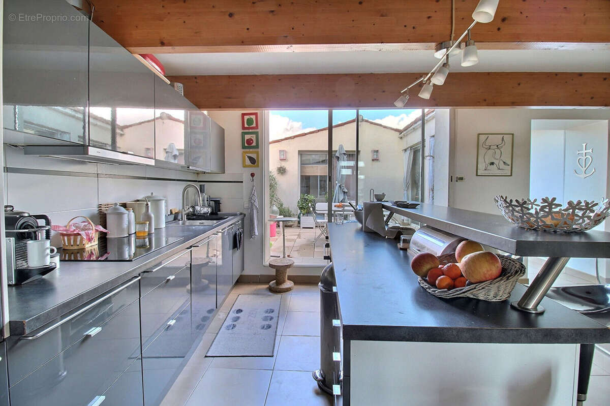 Appartement à MAUGUIO