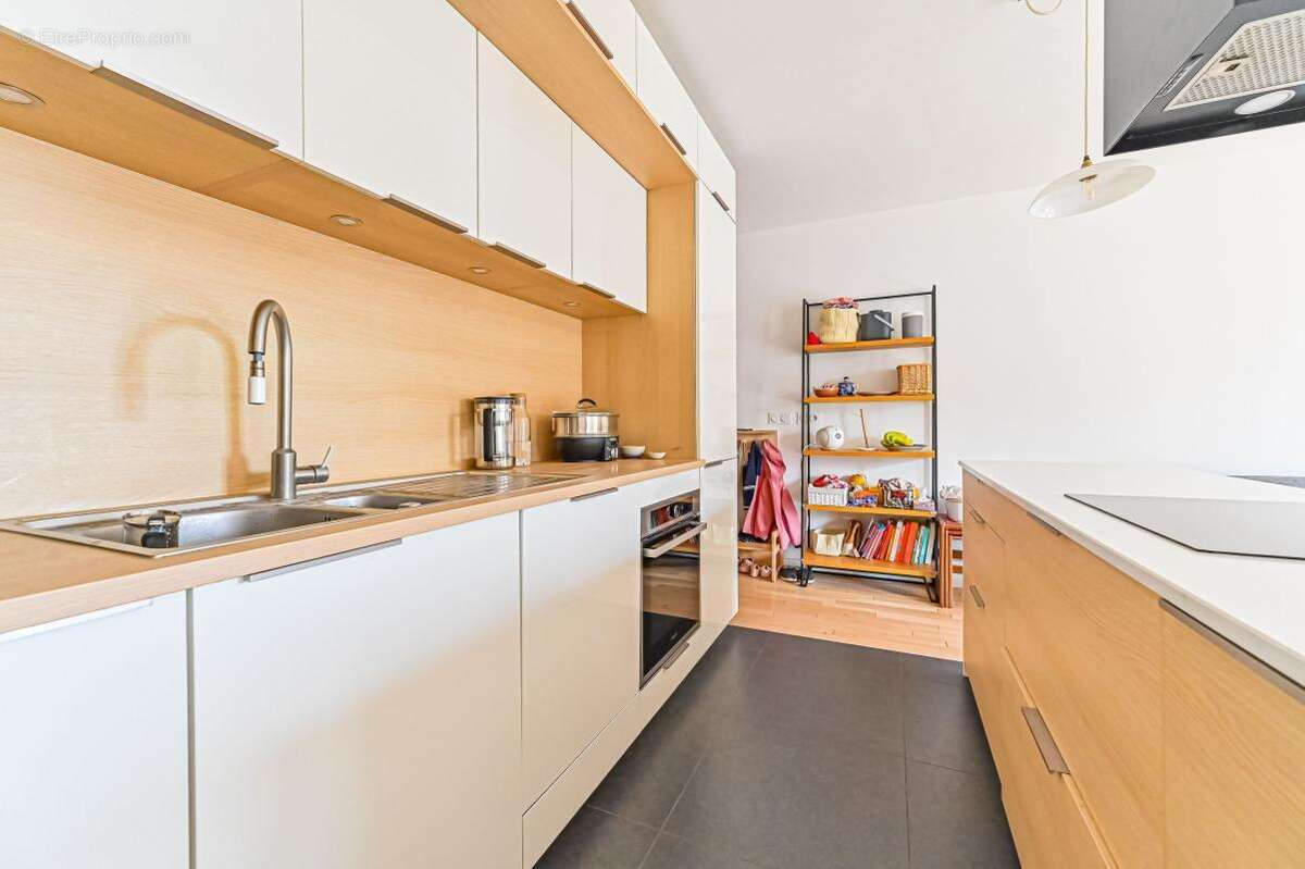 Appartement à PARIS-19E