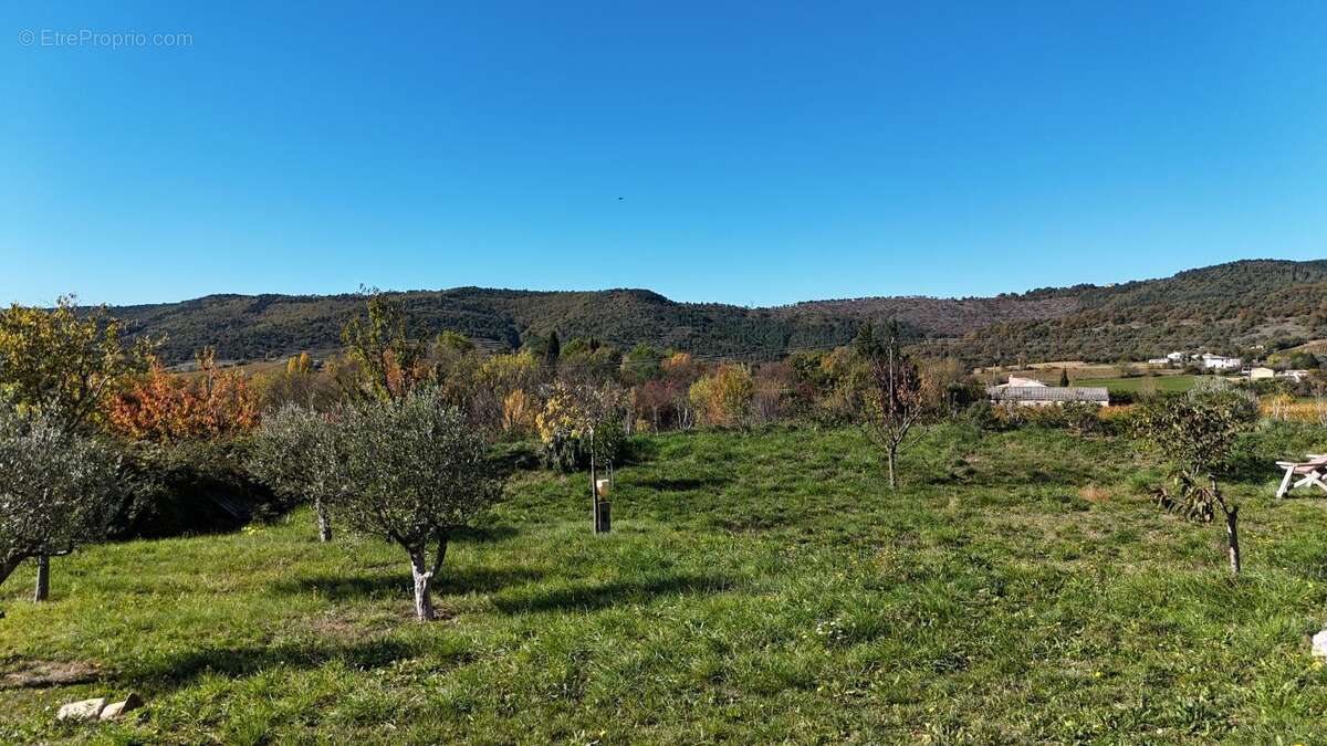 Maison à ALBA-LA-ROMAINE