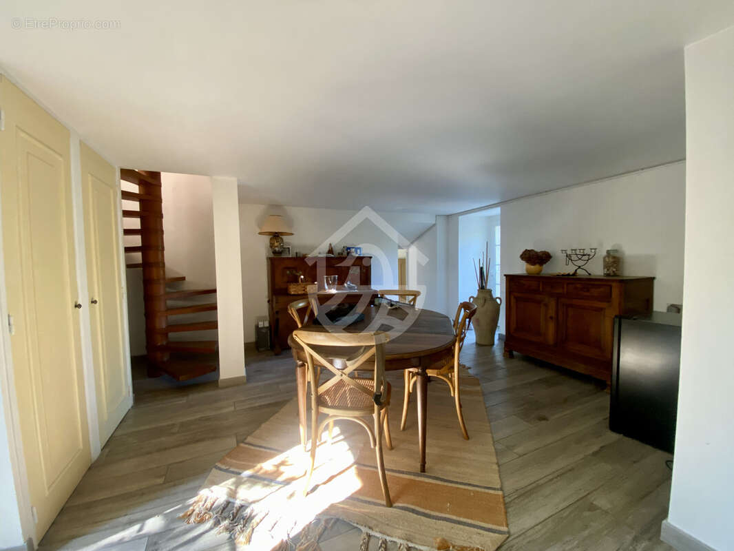 Maison à SAINT-GEORGES-LES-BAINS