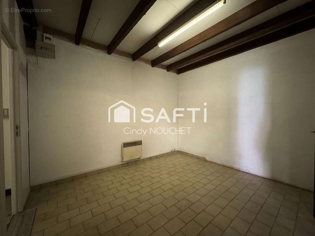 Photo 8 - Commerce à LE BAILLEUL