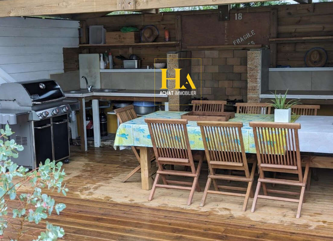 Maison à LA PLAINE-DES-PALMISTES