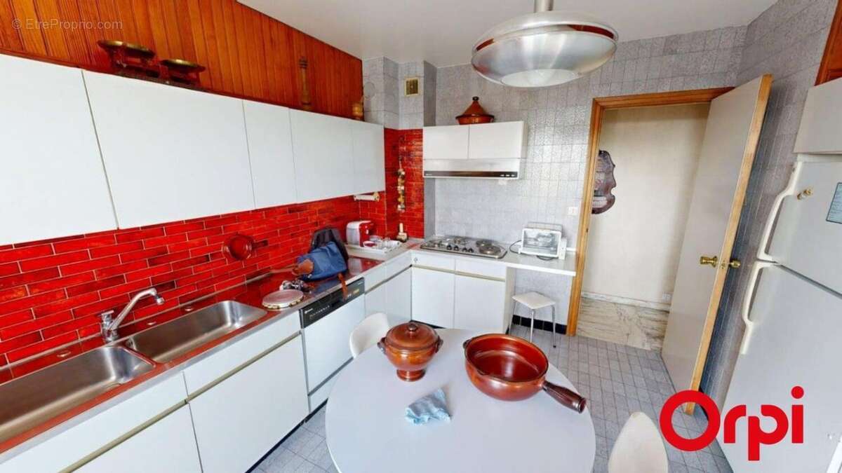 Appartement de type 3/4 -170 m² - Penthouse - Dernier étage Terrasse 45 m² - Parking - photo 13