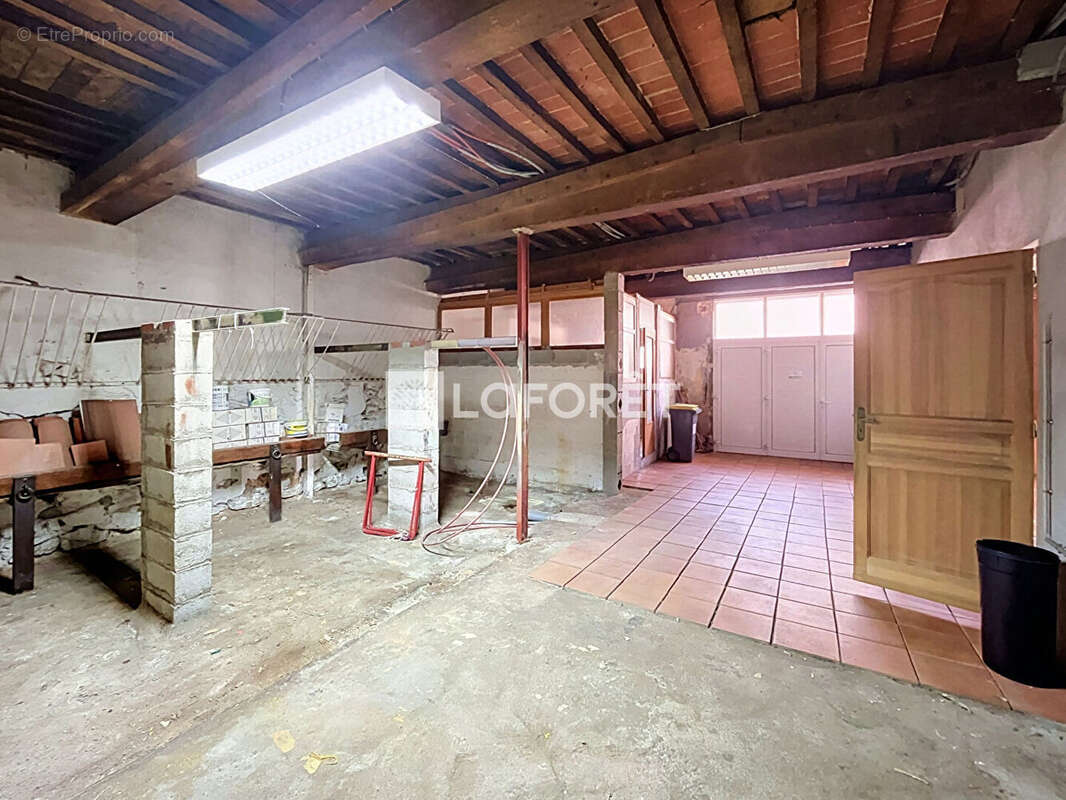 Maison 126 m² à Thuir  - photo 9