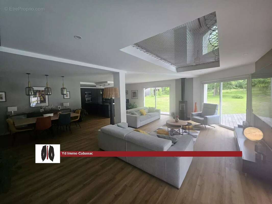 Propriété d'exception aux portes de La Brède – Élégance contemporaine, volumes remarquables et environnement privilégié - photo 7